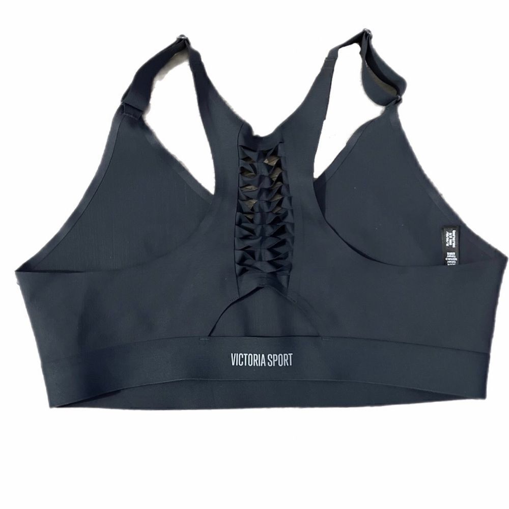 Victoria’s Secret Incredible Ultra-light Wireless Minimum Support sport bra Xl